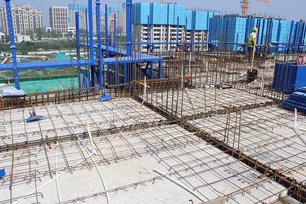 太原業(yè)臻新型建材公司分析，什么是疊合板生產(chǎn)廠家的疊合樓板？